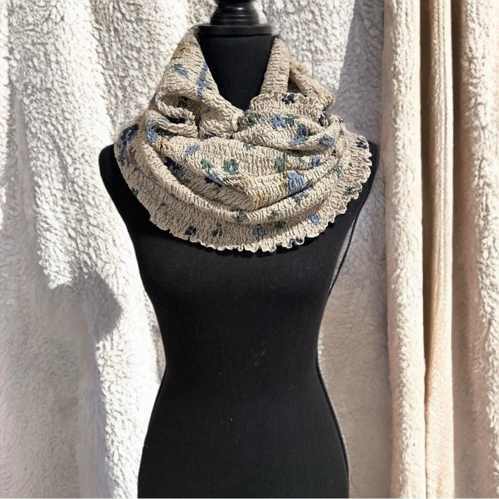 New Vintage Inspired Infinity Loop Scarf Floral Crinkled Chiffon Off White Airy